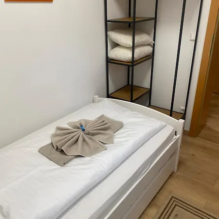 Dolce アパート シュラートミンク